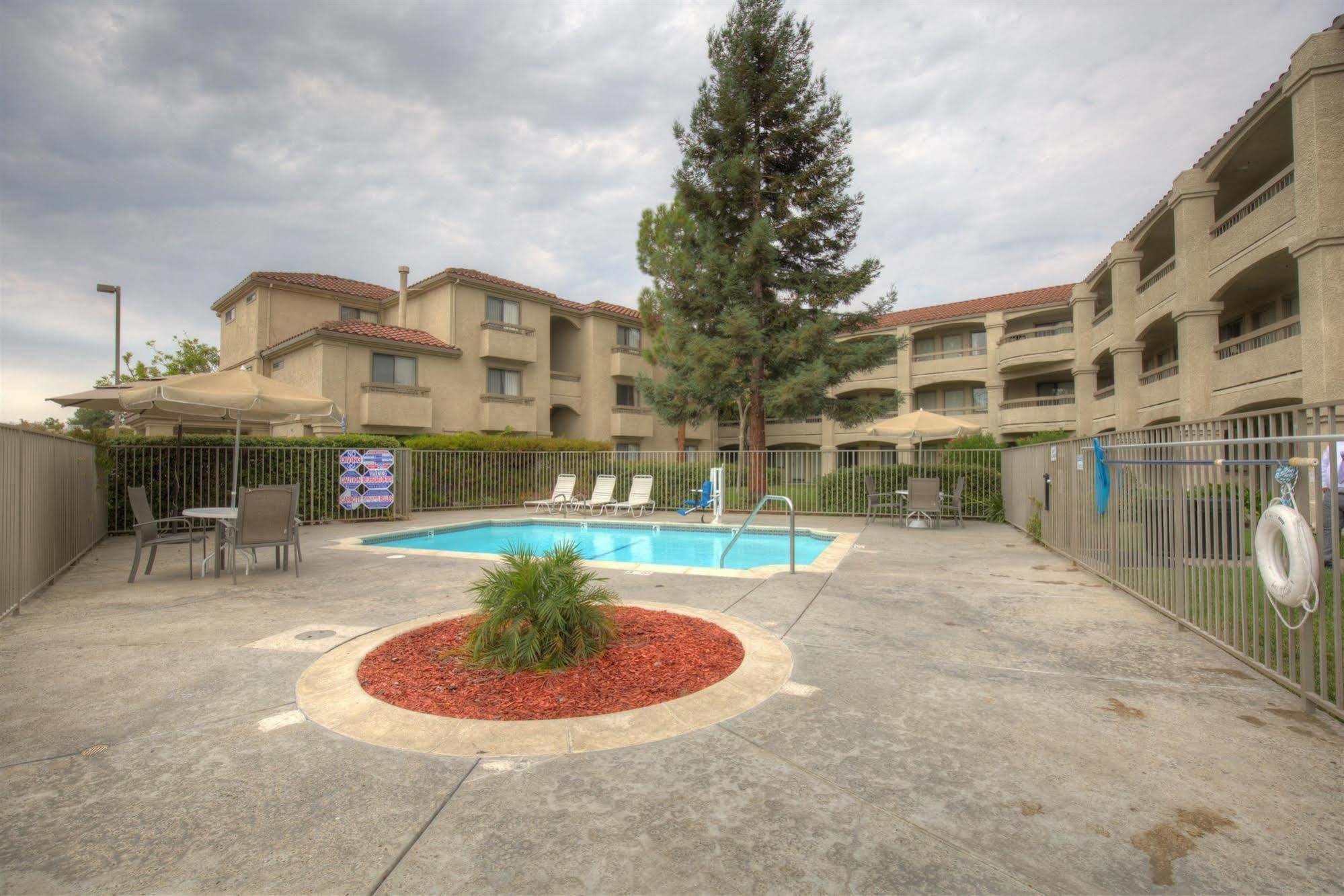 Good Nite Inn Fremont Exterior foto